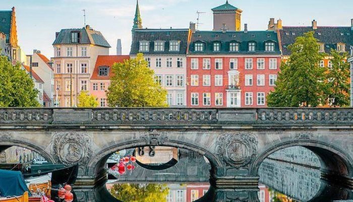 177402757569bd83378699a_1774027575_3x2_lg